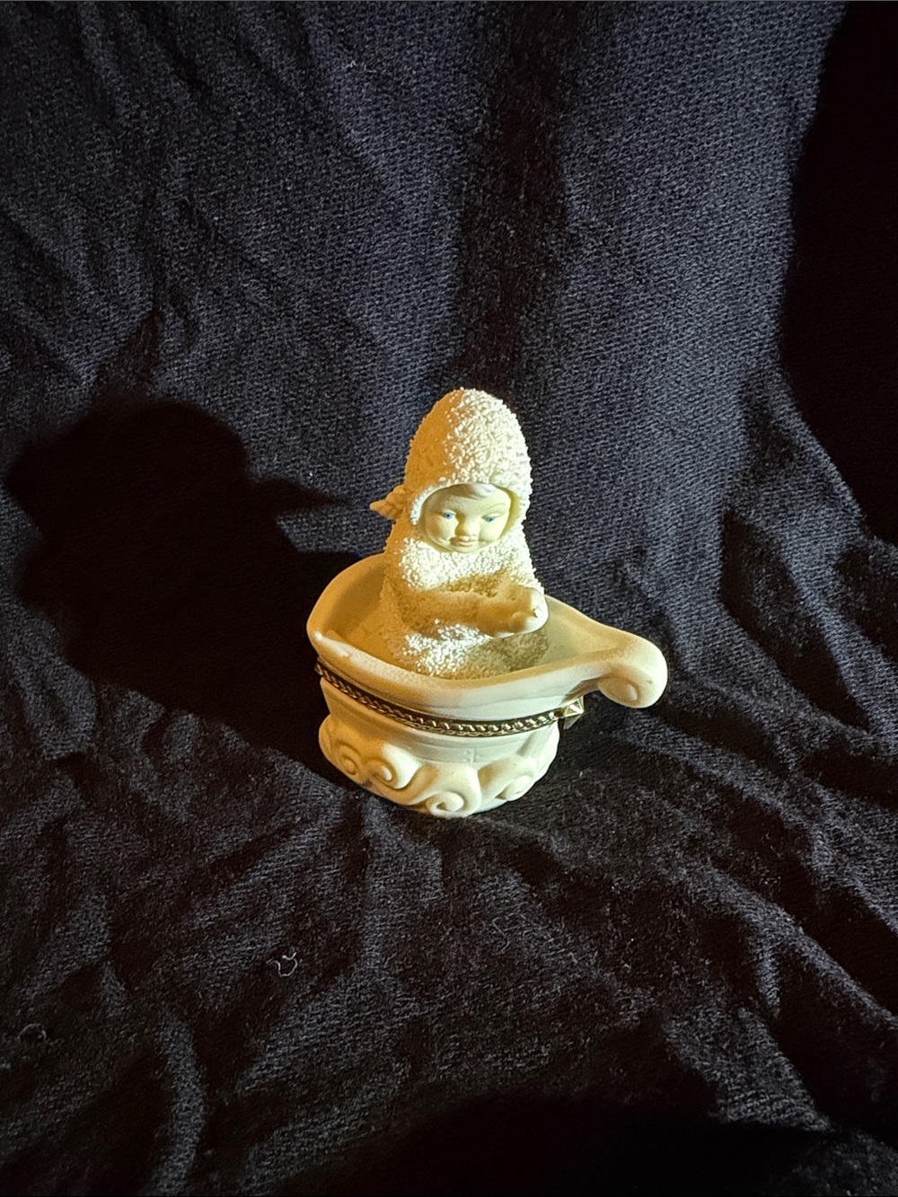 Dept 56 snow baby rock a bye baby